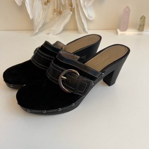 Liz Claiborne Black Suede Clogs - Picture 15 of 16
